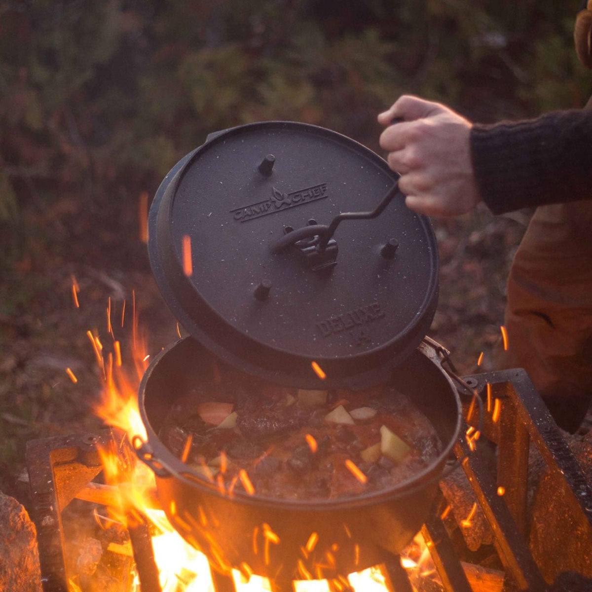 Camp Chef Dutch Oven Deluxe, 12" - Grillstar.deCamp Chef Dutch Oven Deluxe, 12"Camp ChefGrillstar.deCC - DO12EU0033246216065