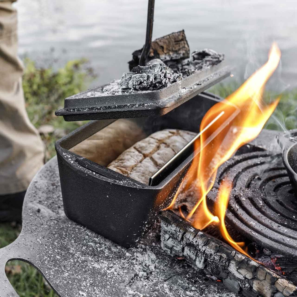 Petromax Edelstahl - Baguetteblech für Kastenform - Grillstar.dePetromax Edelstahl - Baguetteblech für KastenformPetromaxGrillstar.dek - bag4250435770122