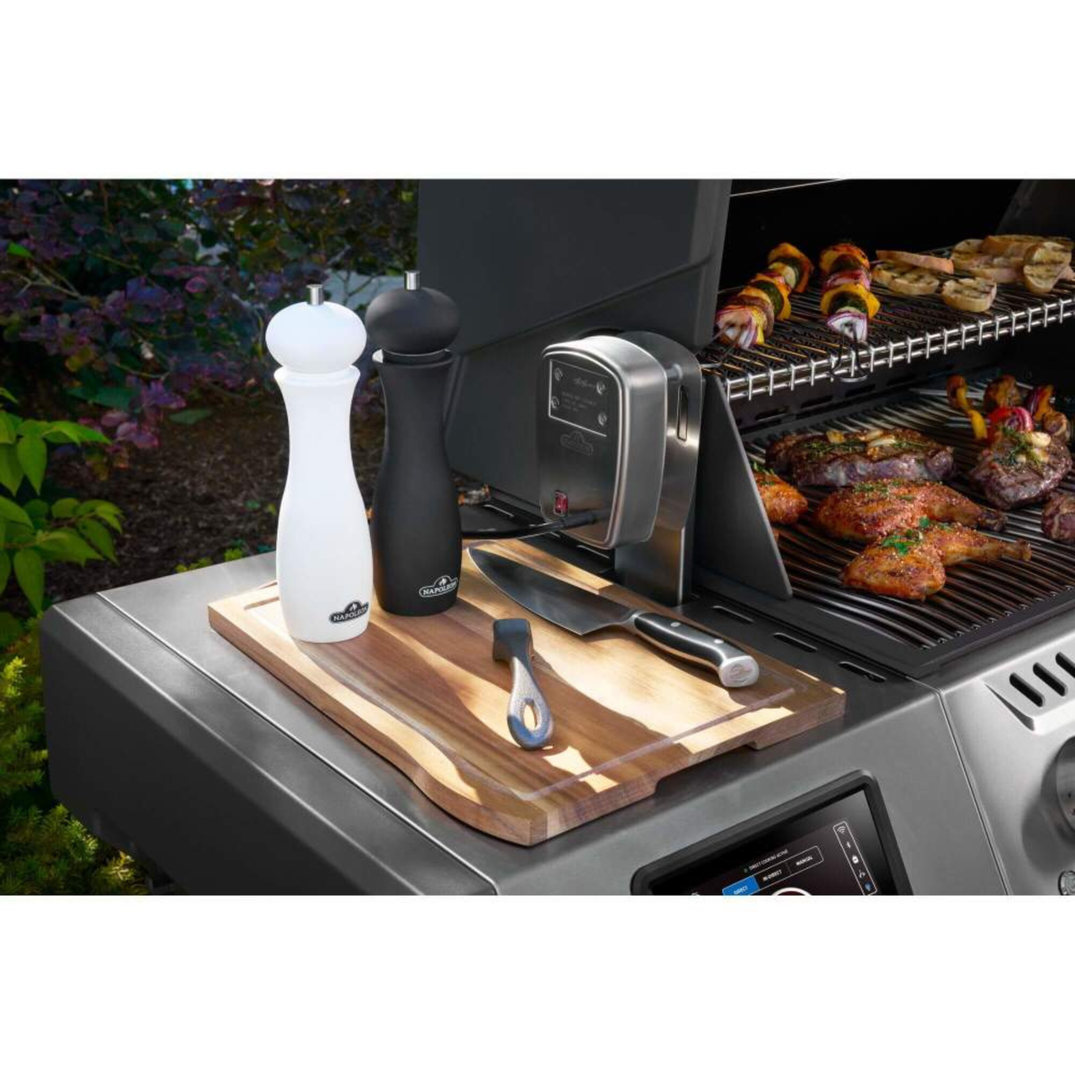 Napoleon Prestige PRO™ 500, Connected, Edelstahl, inkl. Drehspieß