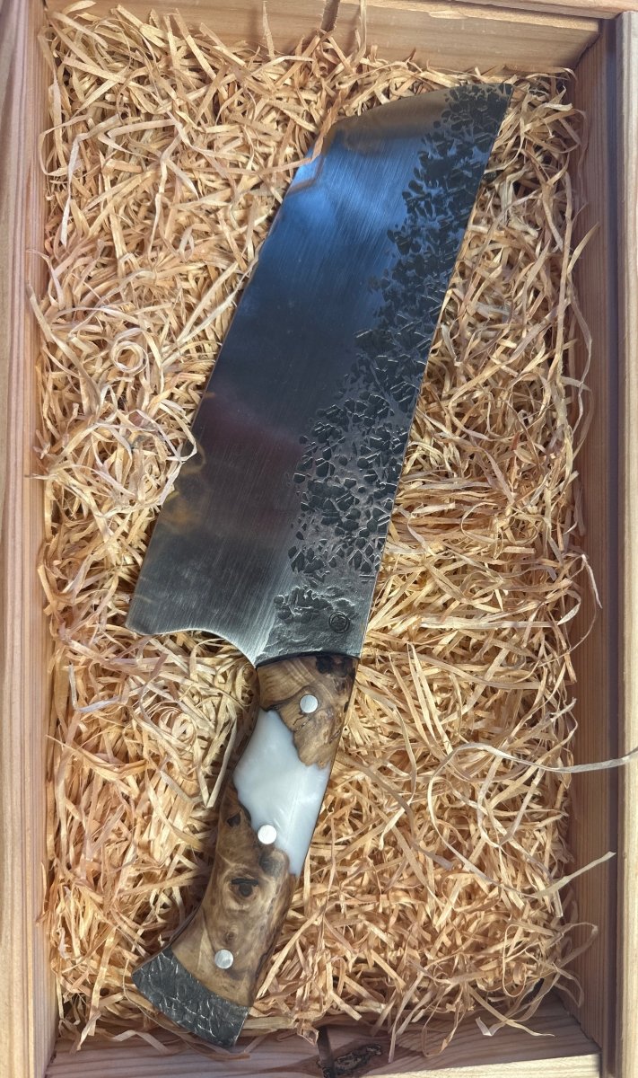 Handgeschmiedetes Meatmesser Nr.1 - BABOSSAHandgeschmiedetes Meatmesser Nr.1MesserMeat 'n' GreatBABOSSA