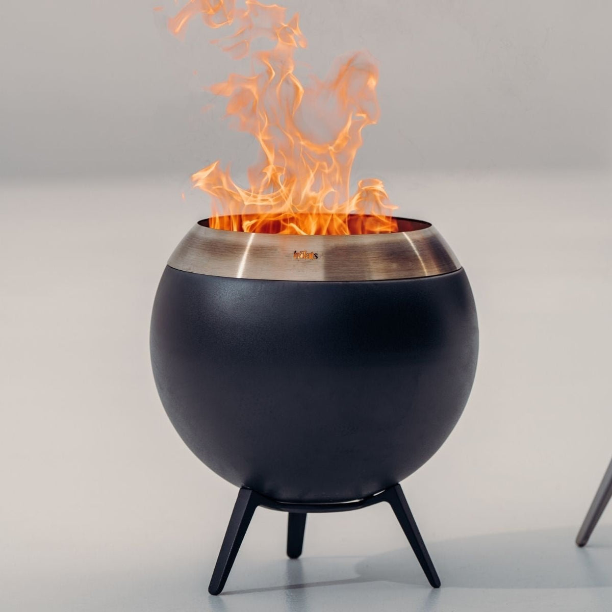 Höfats MOON 45 Feuerschale mit niedrigem Fuß - Grillstar.deHöfats MOON 45 Feuerschale mit niedrigem FußHöfatsGrillstar.deH007164064251007160