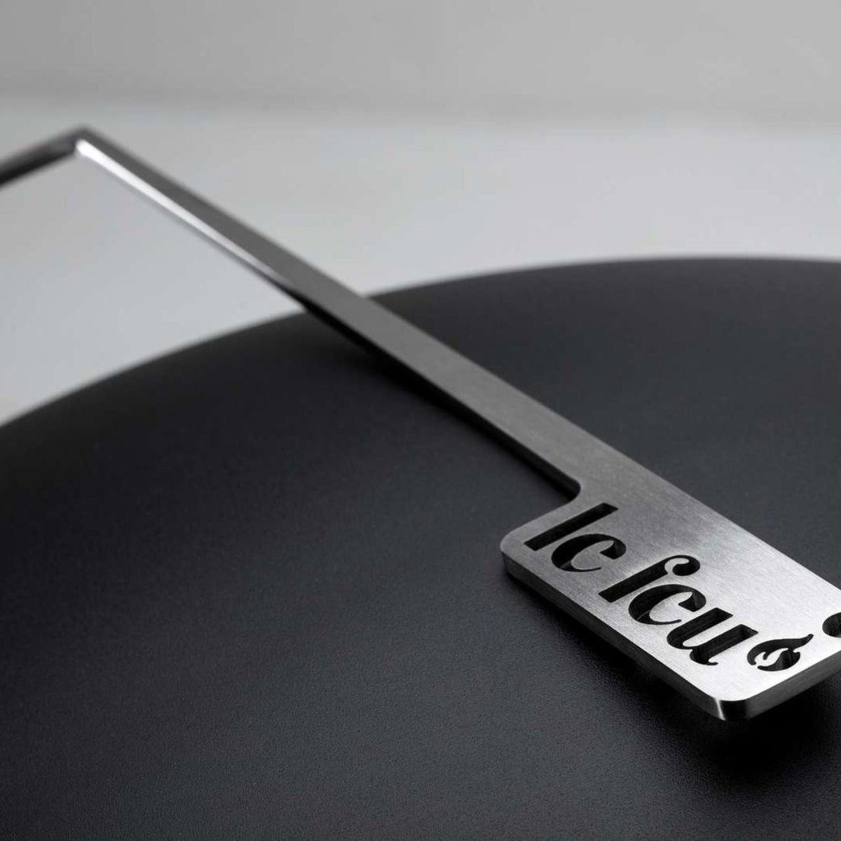 Le Feu Ground Steel, High Black Polished Steel Edition - Grillstar.deLe Feu Ground Steel, High Black Polished Steel EditionLe FeuGrillstar.de8000315713958000316