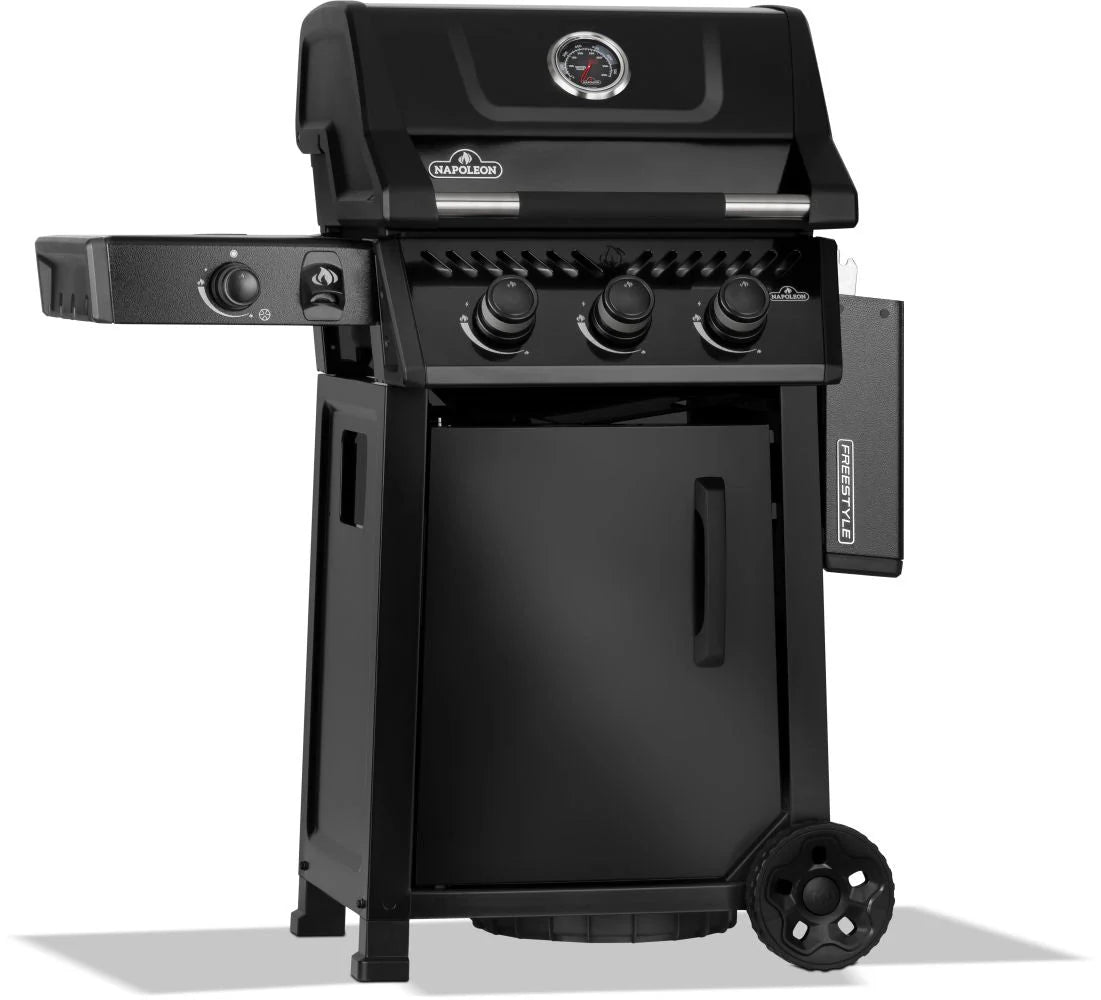 Napoleon Freestyle 365, 3 Hauptbrenner Seitenbrenner und Tür, schwarz | 2026 - Grillstar.deNapoleon Freestyle 365, 3 Hauptbrenner Seitenbrenner und Tür, schwarz | 2026GrillNapoleonGrillstar.de